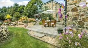 Pear Tree Cottage - Image 2