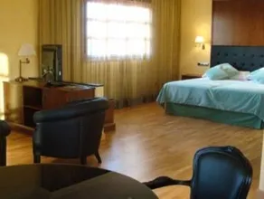 Hotel Torremilanos - Image 3