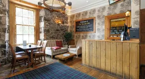 Village Inn - Image 3