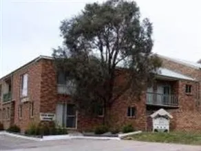 Acacia Snowy Motel - Image 3