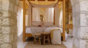 Elinn Traditional Suites - Image 2