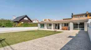 GuestReady - Charming beachside retreat - Image 4