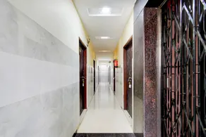 Super Collection O Gachibowli - Image 3