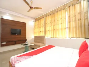 OYO 16462 Hotel Fb - Image 3