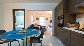 SH5A - Qawra 2 Bedroom Apartment in Prime Location - Image 4