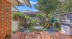 2B1B Villa in heart of Eastwood - Image 5