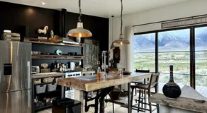 Luxury Design Rental with Breathtaking Mountain Views in Lone Pine, California - Image 4