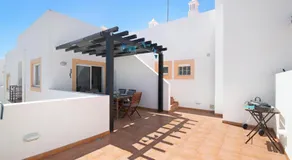 Appartement 'Quinta Gomeira 146' avec vue sur la mer, piscine partagée et climatisation - Image 4