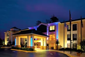 Fairfield by Marriott Inn & Suites Columbia Lexington - Image 3
