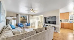 Serene 3 Bedroom Home, NRM, Wi-fi, Parking, Queen Bed - Image 4