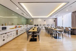 Yimi Hotel Guangzhou Dongxiaonan Nanzhou Subway Station - Image 3