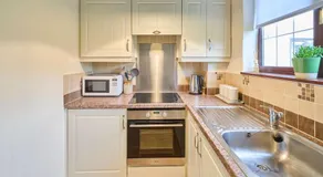 Host & Stay - Providence Cottage - Image 5
