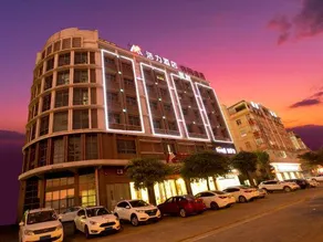 Charming Hotel - Image 3