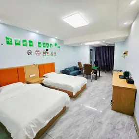 Ruixing Business Hotel (Weiyuan Branch) - Image 2