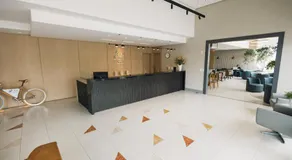 Art Hotel - Image 5