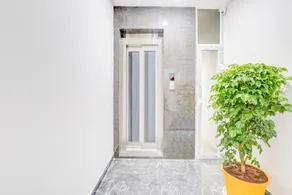 Super Townhouse Rajahmundry - Image 5