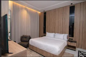 princeshouse - Image 2