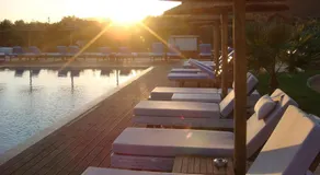 Double Bay Beach Hotel - Image 2