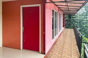 Hotel Container Inn Puncak Mitra RedDoorz - Image 5