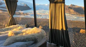 Fjallsárlón Glacier Lagoon Aurora Huts - Winter - Image 2