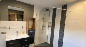 Vintage Apartment - Image 5