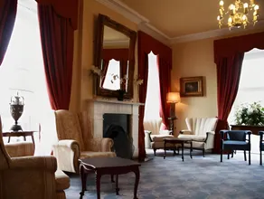 Drummond Hotel - Image 4