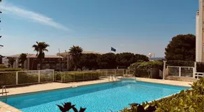 Sete T2 avec piscine, parking, proche des plages - Image 3