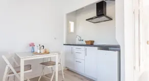 Estudio con terraza - Image 4