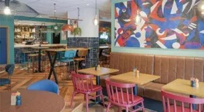 Travelodge Norwich Central Riverside - Image 4