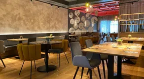 Hotel-Restaurant-Vinothek Felix Sommer - Image 2