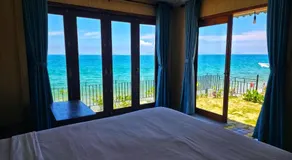 Hidden Beach Bungalow Sea View - Image 2