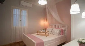 La Casa Rosa - Image 2