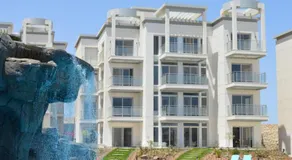 Sunny Beach Luxury Apartment - Free Beach & Pools - Image 3