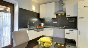 House Batelani - Image 3
