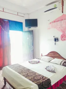 Wenasa Hotel - Image 2
