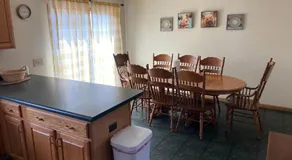 Agréable appartement entièrement équipé avec piscine, barbecue et jardin - Image 4