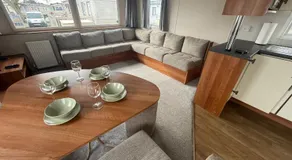6 Beds 2 Sofa bed Family friendly - unlimited Wi-Fi, Warm, Cozy Sun decking Caravan at Seawick Holiday Park - Image 3