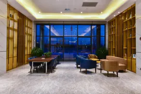 Starway Hotel Anyang Linzhou Hongqi Canal Memorial Hall - Image 2