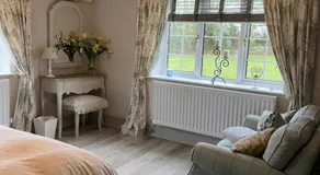 Ticketyboo Suites - Image 2