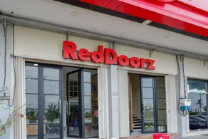 RedDoorz Plus @ Madukoro Raya Semarang - Image 4