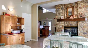 Lady MacDonald Country Inn - Image 3
