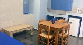 Zannikos Rooms - Image 2