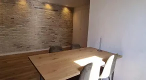 Newly renovated, great location - Image 3