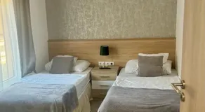 Star Apartment 1 - Image 2
