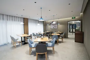 Home Inn Neo Wuhan Xunlimen Metro Station Jianghan North Road - Image 4