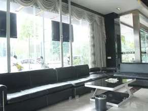 Xiaolan Yinhe Business Hotel - Image 3