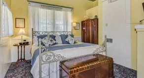 The KirkHouse Bed and Breakfast - Image 2