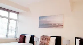 The 22 - Image 2
