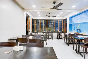 Super Townhouse Oak Viman Nagar Formerly Kuber Inn - Image 2