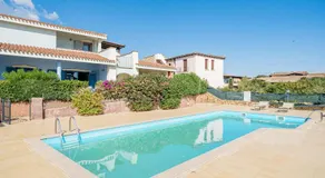 Apartments in Residence with swimming pool in Cala Girgolu - Image 3
